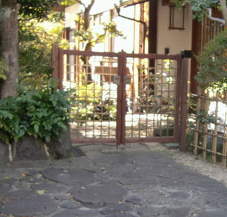 �x�j�j�@���